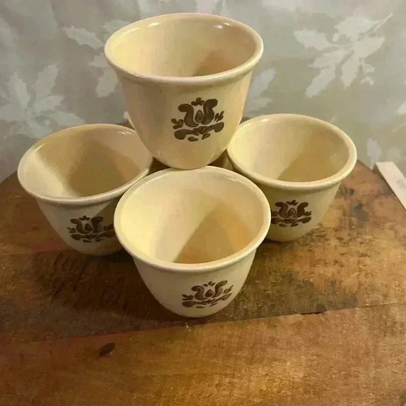 Pfaltzgraff Village Ceramic Cups - 1970s Set of  5 - Picture 2 of 5